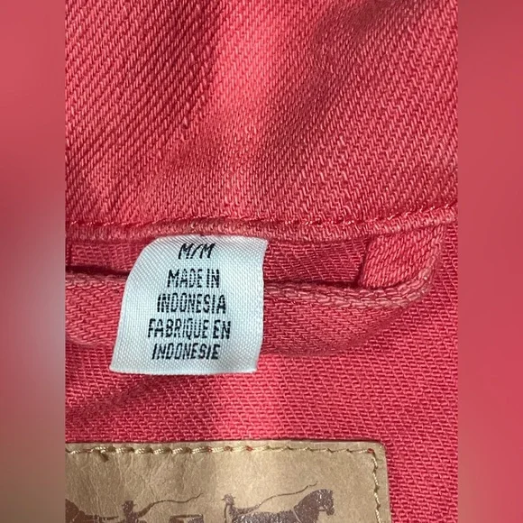 Levi's Women's Dark Coral Color Cropped Casual Jean Jacket Trucker Stretch Sz M - Picture 6 of 7